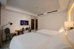The Oriental Jade Hotel - Room