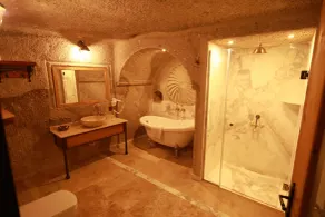 Sarnich Cave Suites - Bathroom