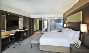 Legend Hotel Lagos Airport, Curio Collection by Hilton - Room