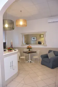 City Hotel - Réception