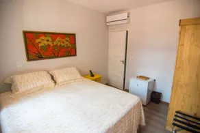 Hospedaria Conceitual - Room