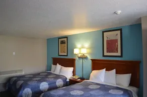 Hyannis Host Inn - Chambre