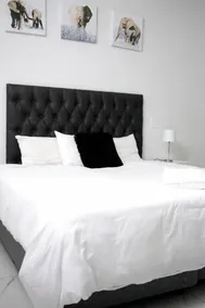 Semeni Asante Guesthouse - Værelse