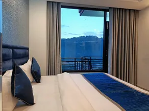 Barog Residency - Room