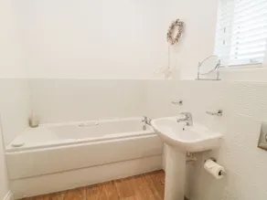 Waterside - Bathroom