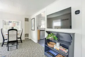 Swim, Hike & Unwind: Frankfort Cottage w/ Fire Pit - Interni