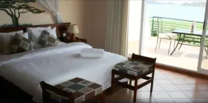 Ryan's Bay Hotel - Room