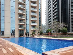Trendy & Modern 1BR in Marina - Sleeps 4! - Pool
