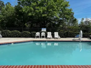 Super 8 by Wyndham Slidell - Piscine