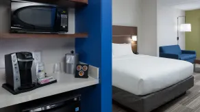 Holiday Inn Express & Suites Orlando At SeaWorld by IHG - With Free Shuttle Service to SeaWorld Parks - Chambre