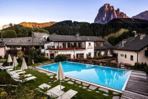  Vitalhotel Dosses - Piscina