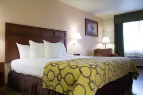 Baymont by Wyndham Yreka - Chambre