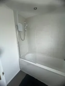 The Coral Guest House 1 Mile from Winchester Market - Baño