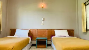 Orchard House Resort - Chambre