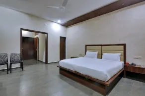 Vishal Lords Inn Gir Forest - Room