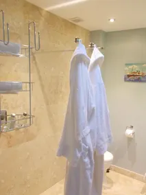 Aspen Lodge - Bathroom