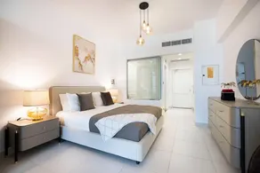 Palm Views East - Lovely View - Luxury Furnished - Room