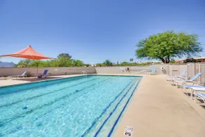 Green Valley Abode w/ Pool Access & Mtn Views - Innvendig