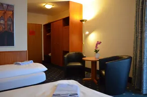 Karaman Group Hotel - Quarto