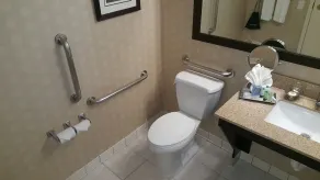 Wyndham Minneapolis South/Burnsville - Salle de bain