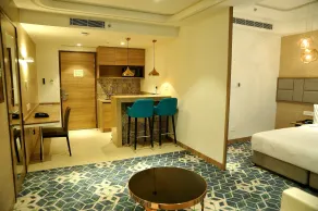 Holiday Inn Gurugram Sector 90 by IHG - Room