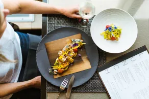 Fairmont Vancouver Airport In-Terminal Hotel - Restaurant
