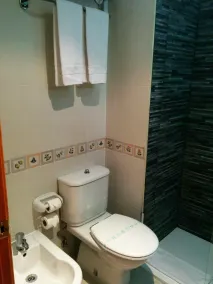 Hotel Carbayon - Salle de bain