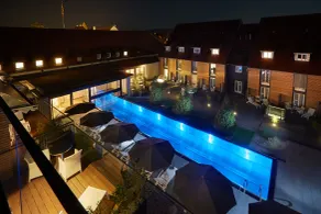 Schloss Reinach - Piscine