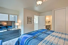 2 Mi to Heavenly Mountain: Tahoe Retreat w/ Views - Innvendig