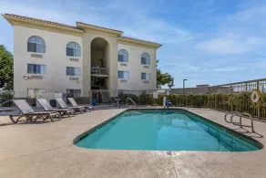 Comfort Inn & Suites Phoenix North - Deer Valley - Pool