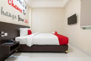 RedDoorz Plus At Harvest Inn Panakkukang - Chambre