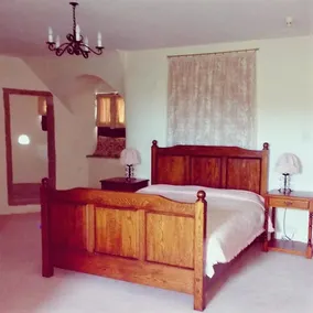 Leslie Castle - Room