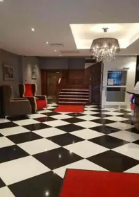 The Castle Hotel Neath - Reception