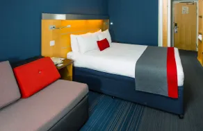 Holiday Inn Express Hemel Hempstead by IHG - Room