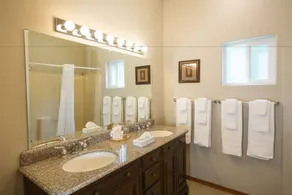 Morrison's Rogue River Lodge - Baño