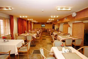 Apart Hotel Tomo FREE PARKING - Restaurante
