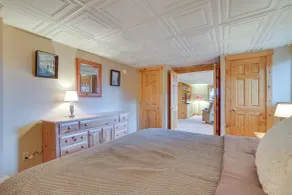 Ski-in/ski-out w/ Sauna in Jay Ski Peak Resort! - Interiør