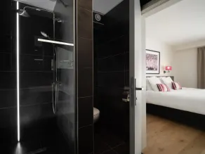 Le 24 Hotel - Badezimmer