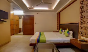 Treebo B&B - Room