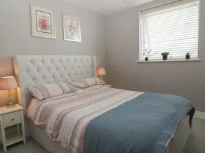 7 Warren Edge Close - Chambre