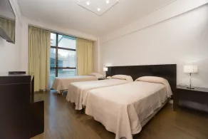 Hotel Versailles - Room