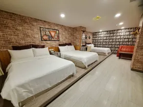 Bin Chen Business Hotel - Room