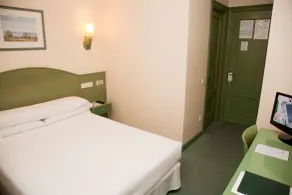 Hostal Navarra - Chambre