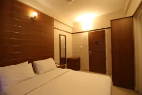 Srivar Hotels - Room