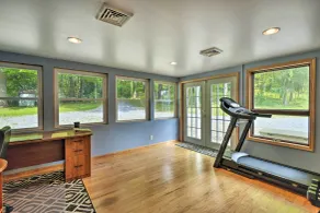 Peaceful Home w/ 11 Acres, Creek & Fire Pit! - Fitnessfaciliteter
