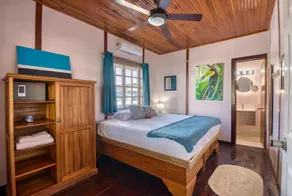 Lula's Bed & Breakfast - Room