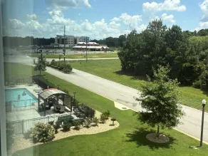La Quinta by Wyndham Opelika Auburn - Vue de la chambre