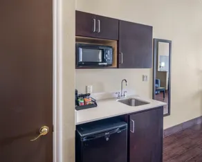 Comfort Suites Odessa near University - Chambre