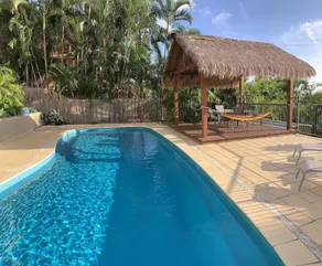 Island View - Piscina