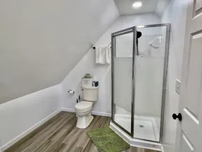 Sky parlor with river view - Badezimmer